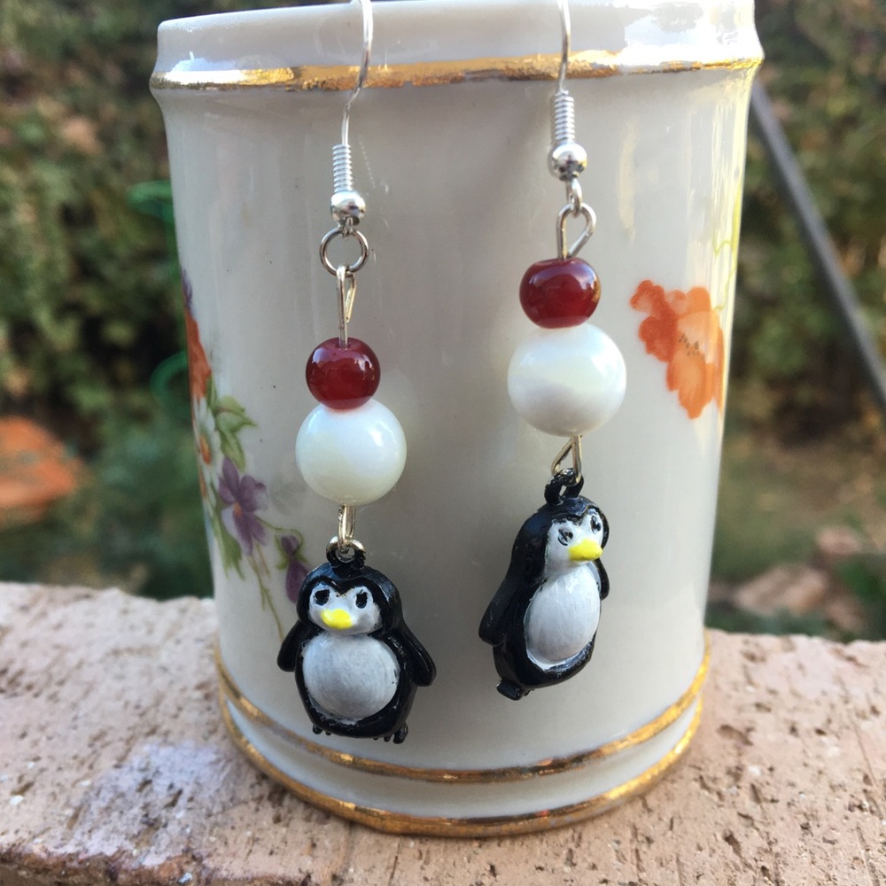 White Mother of Pearl Red Carnelian Penguin Earrings - Picture 5 of 9